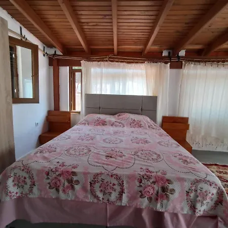 Kastaki Eviniz Apartament *